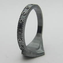 Load image into Gallery viewer, Ring of Favor - Silver